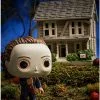 Funko POP! Town: Michael Myers With House - Halloween 2 Funko POP! Town: Michael Myers With House - Halloween -Spirit Halloween Shop 01519677 a