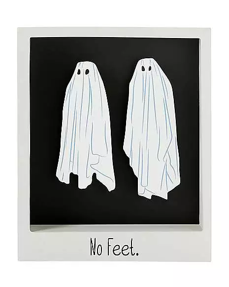 No Feet Hanging Sign - Beetlejuice 3 No Feet Hanging Sign - Beetlejuice